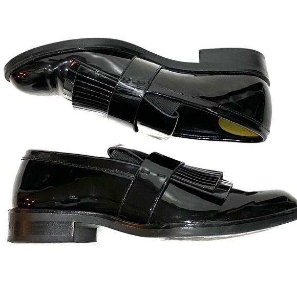 SOLD💋 ZARA Black Parent Leather Fringed Top Loafers Size 6 - Picture 4 of 8